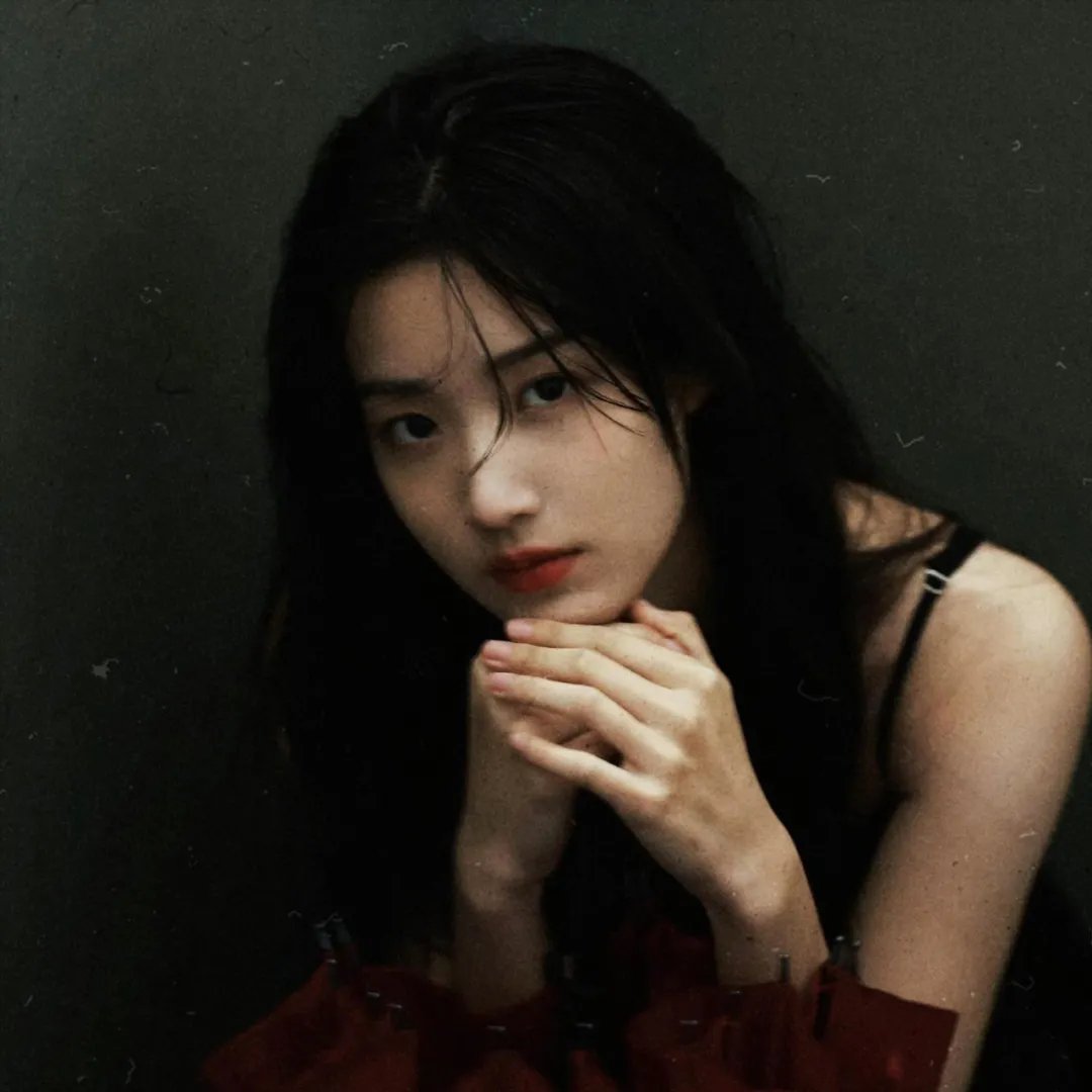 雷迪克编年史：黑暗女神 封面